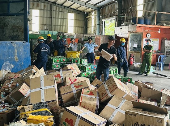 Phú Yên tiêu hủy hàng hóa vi phạm trị giá trên 1,2 tỷ đồng