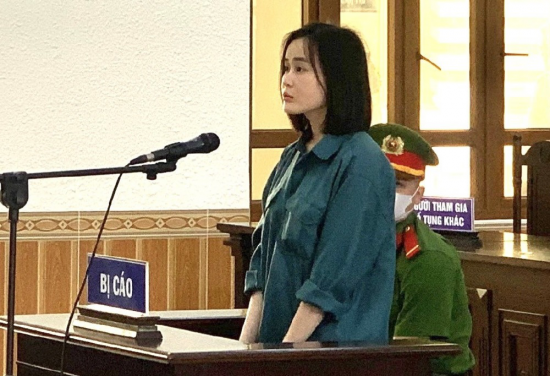 Dự kiến xét xử hotgirl "Tina Dương" vào ngày 9/6