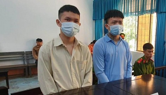 Đắk Lắk: 2 cậu cháu bán người sang Campuchia lĩnh 21 năm tù