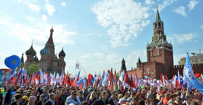 Ngày 12-6-1990, Tuyên ngôn về chủ quyền quốc gia của Liên bang Nga đã được thông qua, từ đó ngày này trở thành Ngày Quốc khánh của Nga