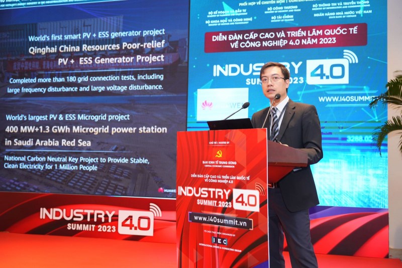 ông Lê Nho Thông - Phó giám đốc kinh doanh Công nghệ Năng lượng số (Huawei Digital Power) của Huawei Việt Nam 