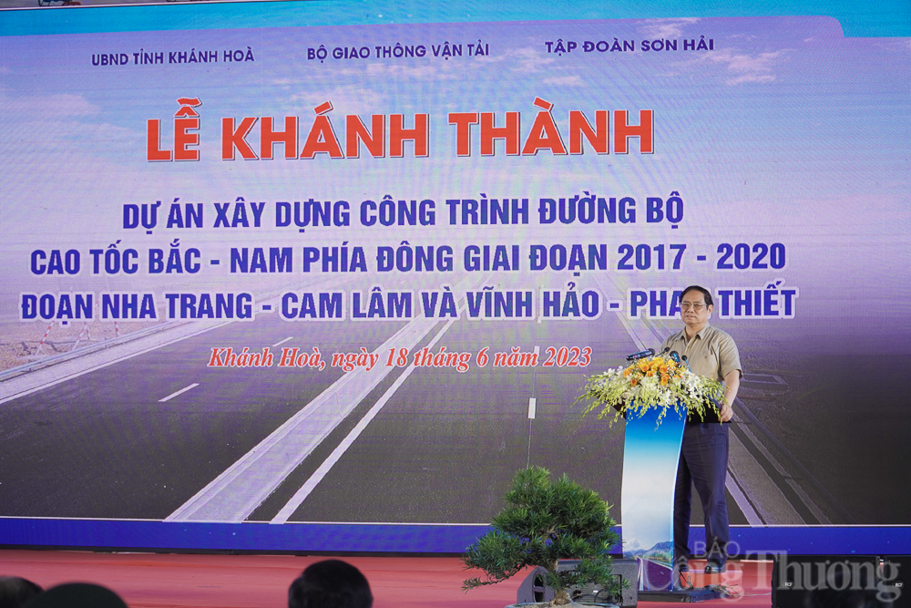 Thủ tướng dự lễ khánh thành 2 tuyến cao tốc Nha Trang - Cam Lâm và Vĩnh Hảo - Phan Thiết