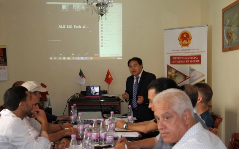 Hội nghị giao thương trực tuyến Việt Nam-Algeria diễn ra hôm 18/6 tại Văn phòng Thương vụ Việt Nam tại Algeria ở thủ đô Algiers