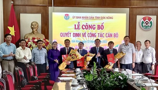 Đắk Nông có tân Giám đốc Sở Tư pháp và Chánh văn phòng UBND tỉnh