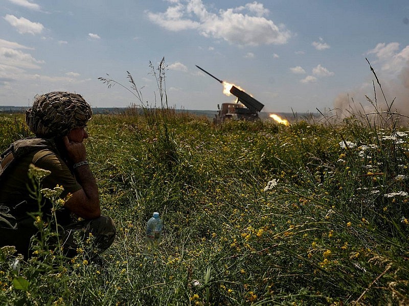 Chiến sự tại tiền tuyến đang tăng nhiệt khi Ukraine liên tiếp mở các đợt phản công lớn tại Zaporozihye và Nam Donetsk.