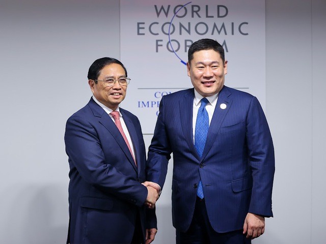 Thủ tướng Chính phủ Phạm Minh Chính và Thủ tướng Mông Cổ Oyun-Erdene Luvsannamsrai - Ảnh: VGP/Nhật Bắc