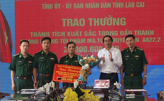 Lào Cai: Thưởng nóng cho bộ đội biên phòng thực hiện chuyên án ma tuý