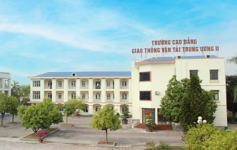 Trung tâm đào tạo và sát hạch lái xe cơ giới đường bộ, thuộc Trường Cao đẳng GTVT Trung ương 2 (trụ sở tại huyện An Dương, TP.Hải Phòng)
