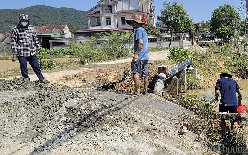 Hà Tĩnh:  Hàng loạt dự án chậm tiến độ, người dân mỏi mòn chờ nước sạch