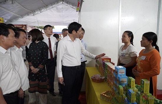 Gần 300 gian hàng tại hội chợ công nghiệp nông thôn khu vực Bắc Trung Bộ - Quảng Bình 2023