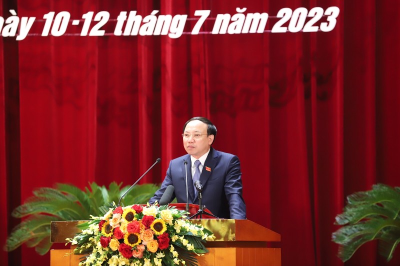 Bí thư Tỉnh ủy, Chủ tịch HĐND tỉnh Quảng Ninh Nguyễn Xuân Ký phát biểu khai mạc kỳ họp