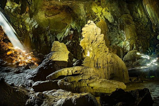 2 hang động mới ở Quảng Bình có gì đặc biệt?