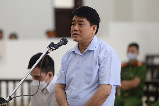 Truy tố ông Nguyễn Đức Chung cùng 14 bị can vụ "thổi giá cây xanh"