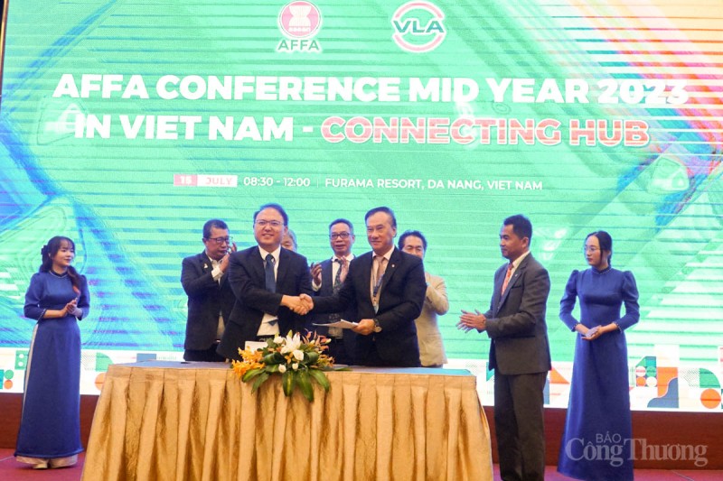 Hội nghị giữa năm Liên đoàn giao nhận vận tải ASEAN