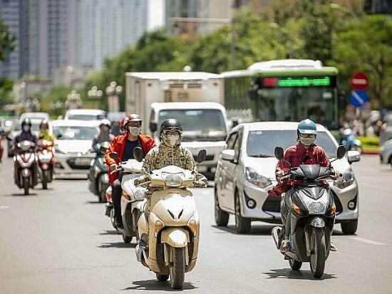 Dự báo thời tiết Hà Nội hôm nay ngày 17/7/2023: Trời nắng nóng, mưa dông rải rác vào chiều tối