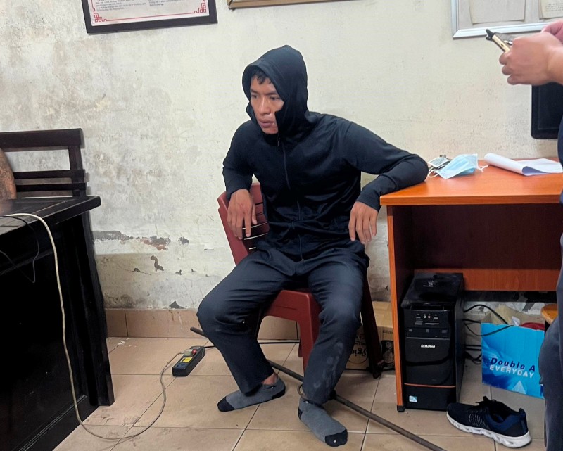 Hà Nội: Công an truy đuổi “bắt sống” tên cướp tại ngân hàng khi vừa gây án