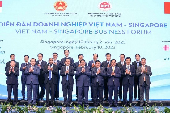 Tăng cường hợp tác kinh tế thương mại Việt Nam - Singapore