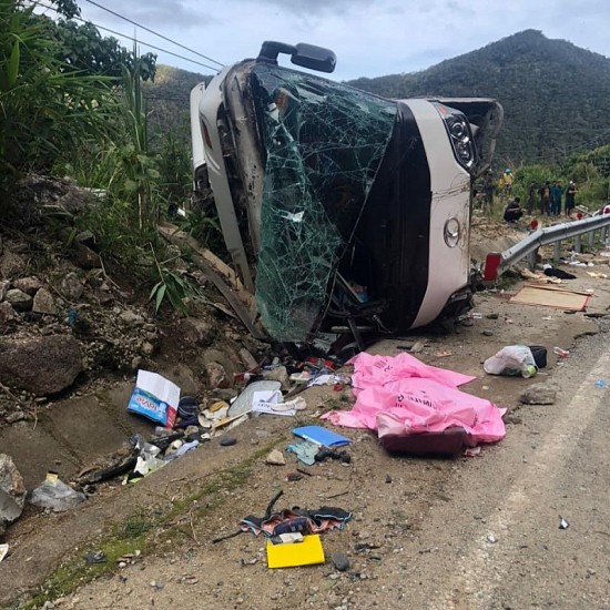 Thủ tướng chỉ đạo khắc phục hậu quả vụ tai nạn giao thông đặc biệt nghiêm trọng tại Khánh Hoà