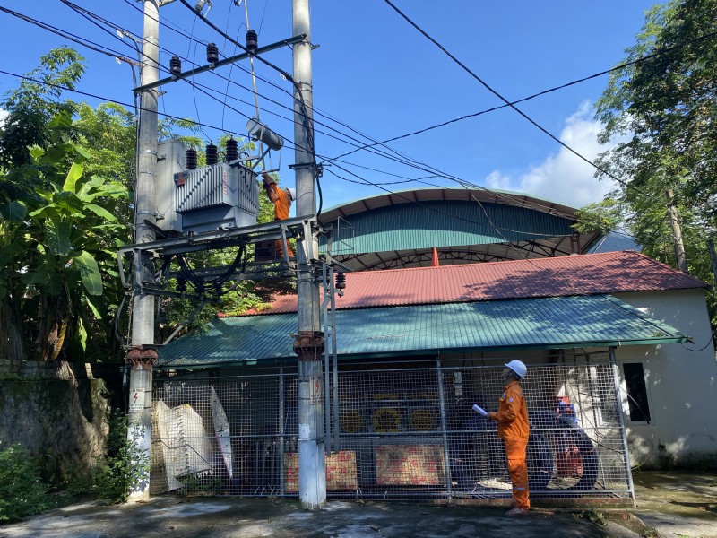 Ngành Công Thương Hoà Bình: Sản xuất công nghiệp và thương mại tăng cao sau đại dịch