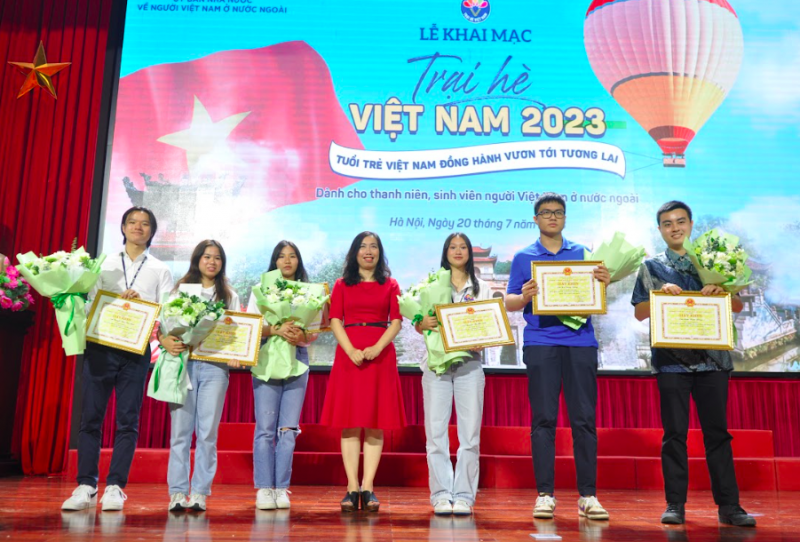 Trại hè Việt Nam 2023: Tuổi trẻ Việt Nam đồng hành vươn tới tương lai