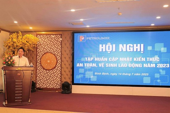 Tập đoàn Xăng dầu Việt Nam tập huấn công tác an toàn vệ sinh lao động