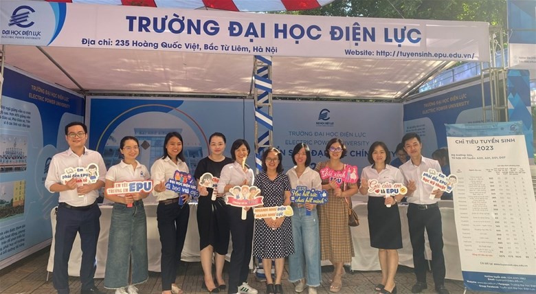 Trường Đại học Điện lực tư vấn, hướng dẫn thí sinh chọn nguyện vọng xét tuyển đại học năm 2023