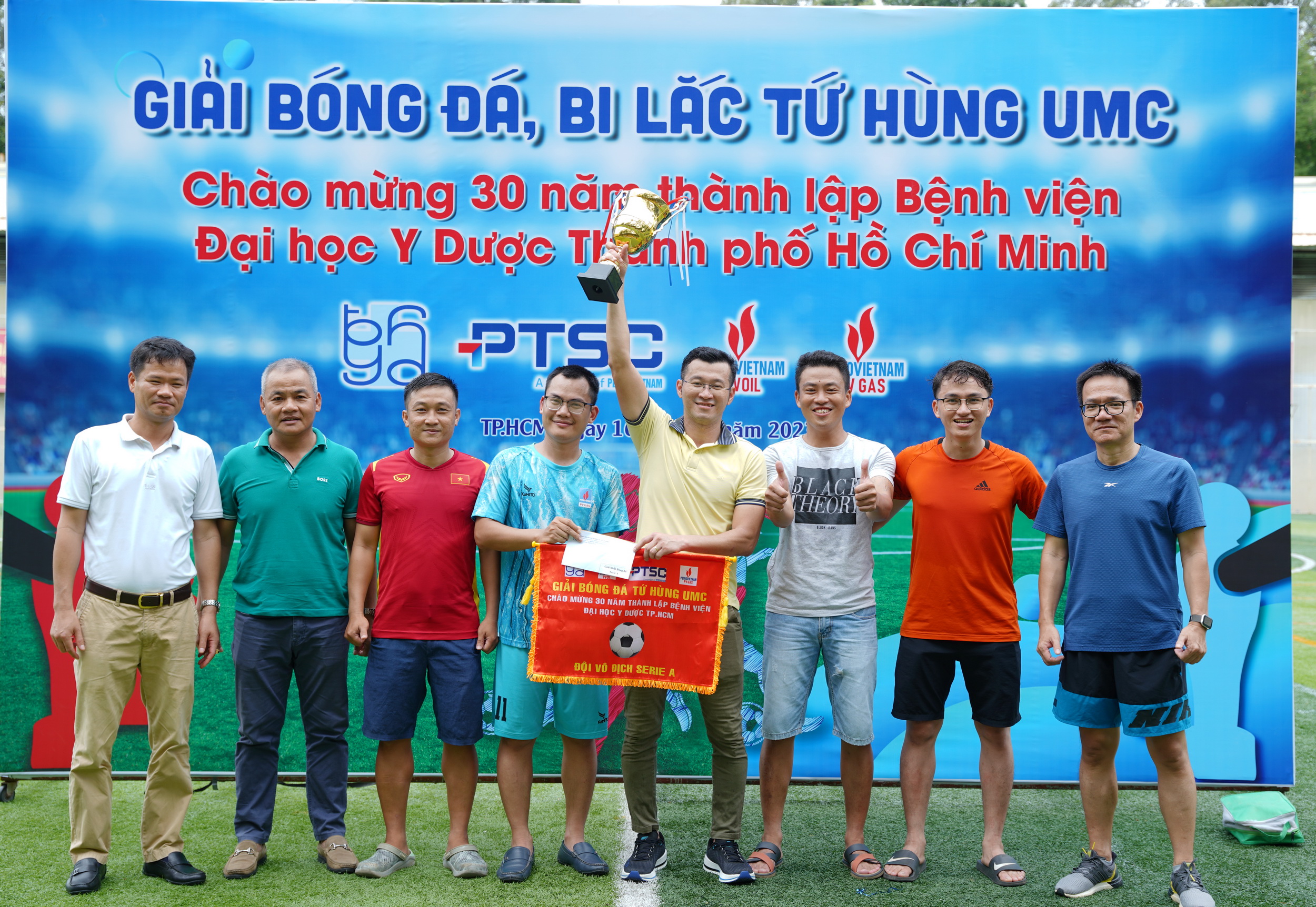 PV GAS giành chức vô địch Giải bóng đá kỷ niệm 30 năm thành lập BV Đại học Y Dược TP. HCM