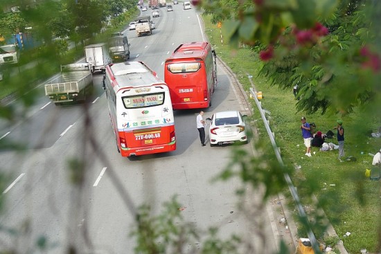 Mạnh tay xử lý xe dù, bến cóc