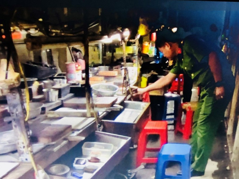Vụ buôn lậu 19kg nghi vàng ở An Giang: Thi hành 8 lệnh khám xét khẩn cấp