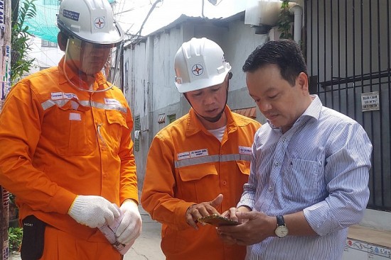 Tái diễn phức tạp hiện tượng giả danh nhân viên điện lực để lừa đảo tại TP. Hồ Chí Minh