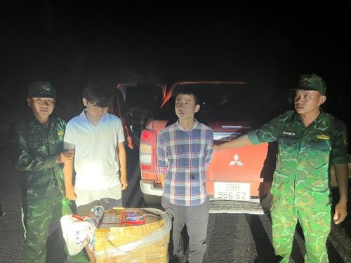 Quảng Trị: Bắt giữ 2 đối tượng vận chuyển 42 kg pháo hoa