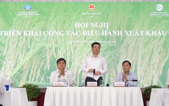 Bộ trưởng Nguyễn Hồng Diên: Tận dụng thời cơ nhưng phải giữ an ninh lương thực quốc gia