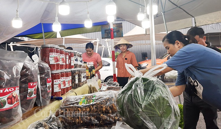 Hà Nội: Quảng bá nông sản thực phẩm tại các Trung tâm phân phối