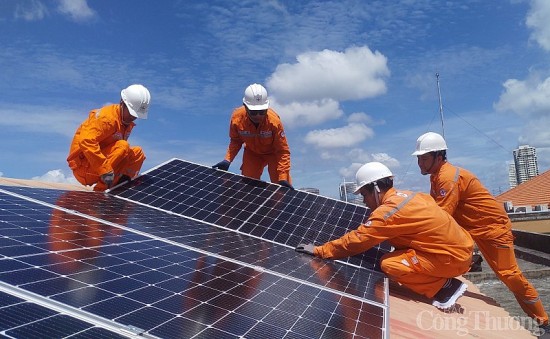 TP. Hồ Chí Minh dự kiến sẽ có thêm khoảng 200 triệu kWh điện mặt trời mái nhà các trụ sở đơn vị công lập