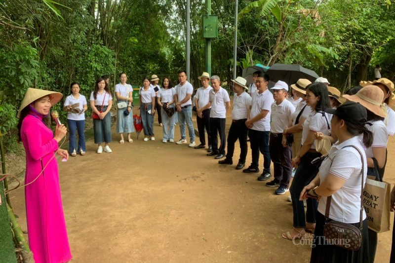 Về thăm quê Bác: Hiểu thêm sự vĩ đại của Người từ những điều giản dị, thân thương