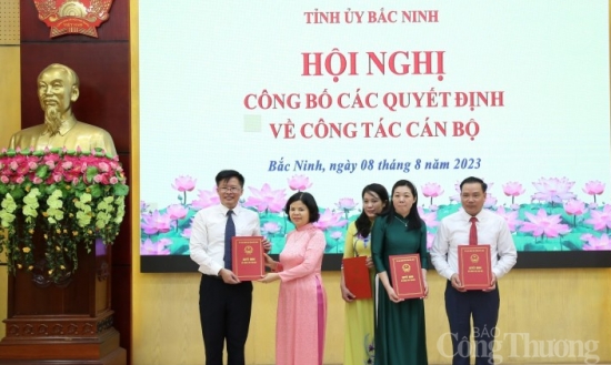 Bắc Ninh công bố quyết định về công tác cán bộ