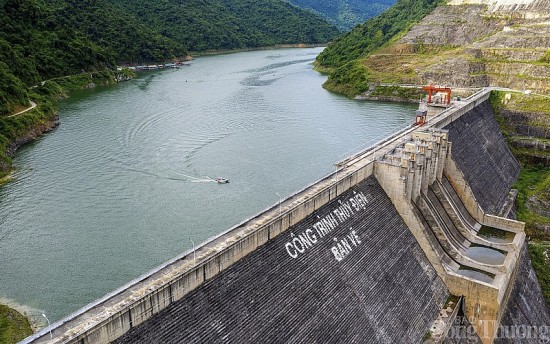Nghệ An: Hồ thuỷ điện Bản Vẽ tích nước, cắt giảm lũ cho hạ du