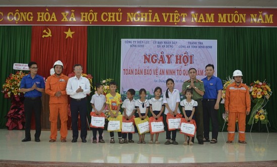 PC Bình Định tham gia “Ngày hội toàn dân bảo vệ an ninh Tổ quốc”