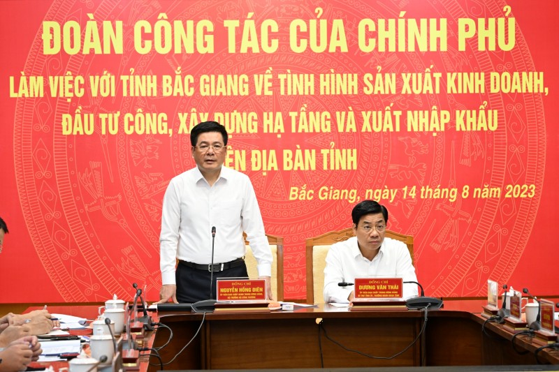 Bộ trưởng Nguyễn Hồng Diên dẫn đầu Đoàn công tác của Chính phủ làm việc với tỉnh Bắc Giang