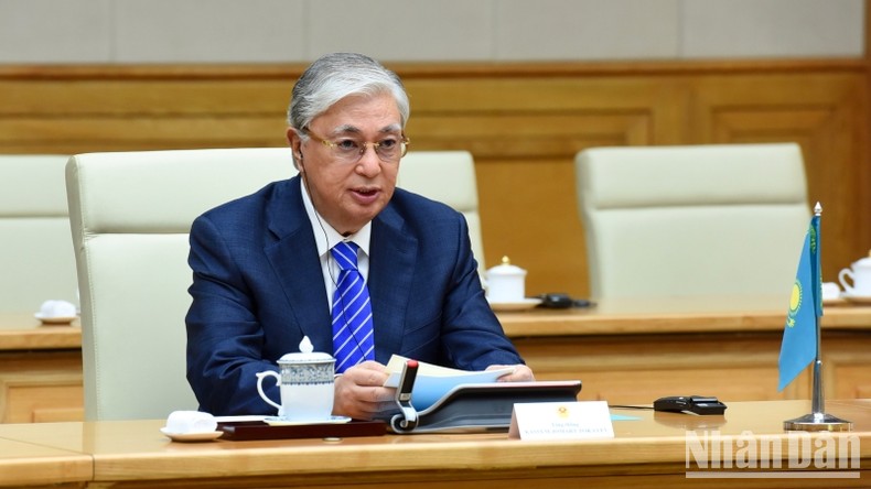 [Ảnh] Thủ tướng Phạm Minh Chính đón và hội kiến với Tổng thống Cộng hòa Kazakhstan ảnh 6