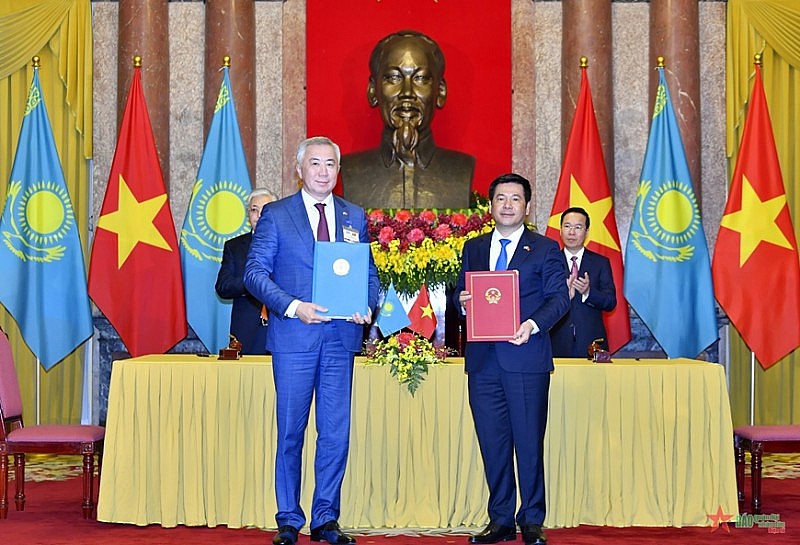 Hướng tới kim ngạch thương mại Việt Nam và Kazakhstan đạt 1,5 tỷ USD