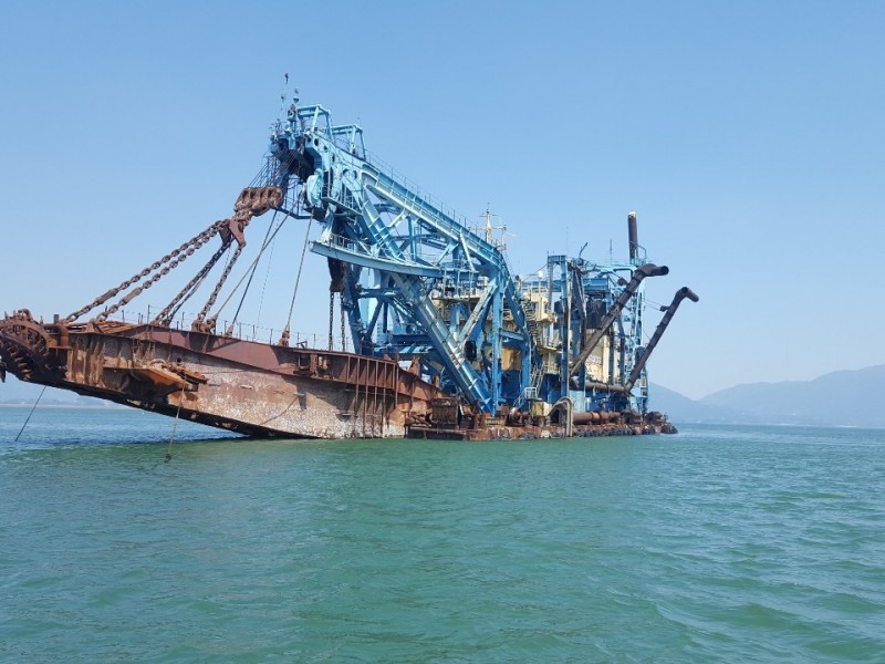 Quảng Ngãi: Cho phép doanh nghiệp nhận chìm hơn 900.000 m3 chất nạo vét xuống biển