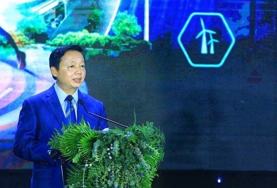Phó Thủ tướng Trần Hồng Hà: Chính phủ sẽ đồng hành cùng doanh nghiệp trong chuyển đổi xanh