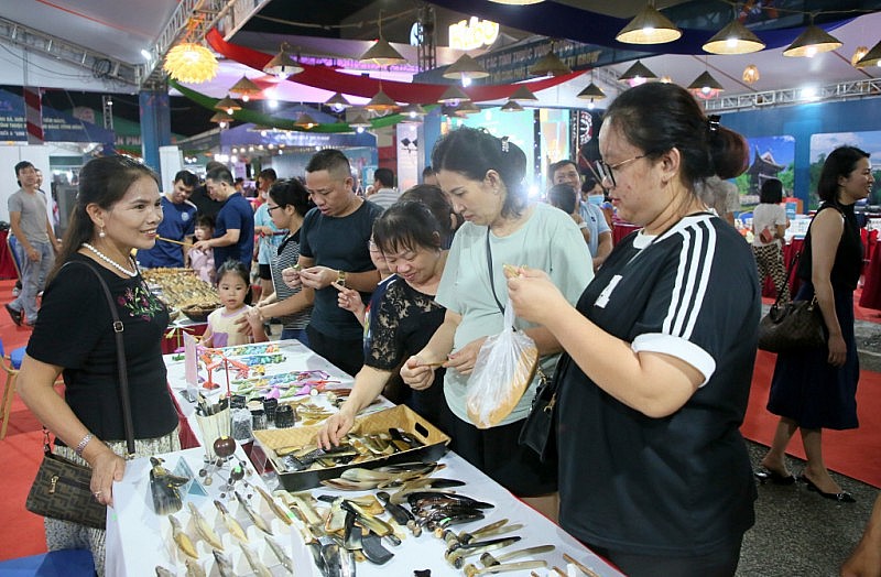 Hơn 2.000m2 trưng bày tại triển lãm kết nối Hà Nội và các tỉnh Đồng bằng sông Hồng