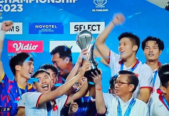 Trực tiếp trận chung kết U23 Việt Nam 6 - 5 U23 Indonesia: VIỆT NAM VÔ ĐỊCH