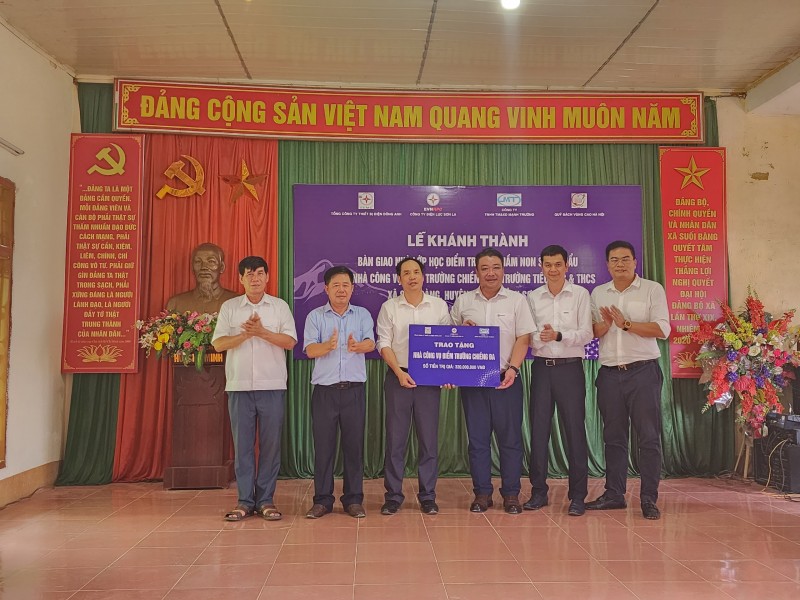 PC Sơn La: Bàn giao nhà lớp học và nhà công vụ giáo viên tại xã Suối Bàng