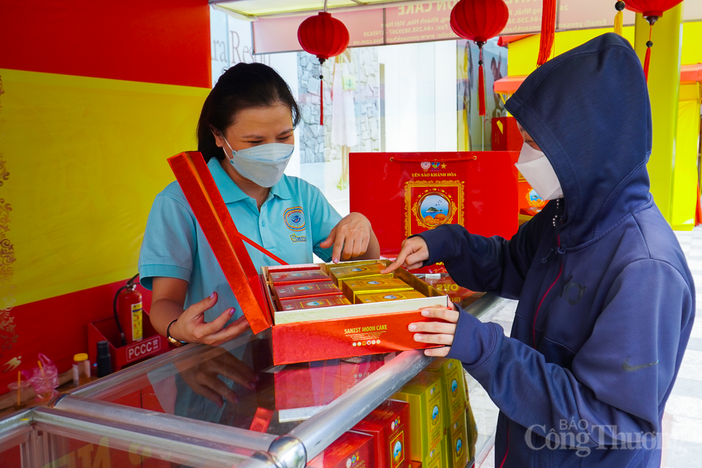Khánh Hòa: Thị trường bánh trung thu 2023 có gì mới?