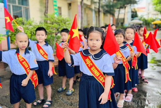 TP. Hồ Chí Minh: Hơn 1,7 triệu học sinh khai giảng năm học mới 2023-2024
