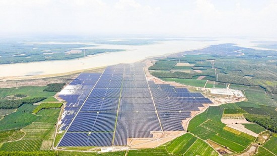 Ngày này năm xưa 7/9: Khánh thành nhà máy điện mặt trời lớn nhất Đông Nam Á