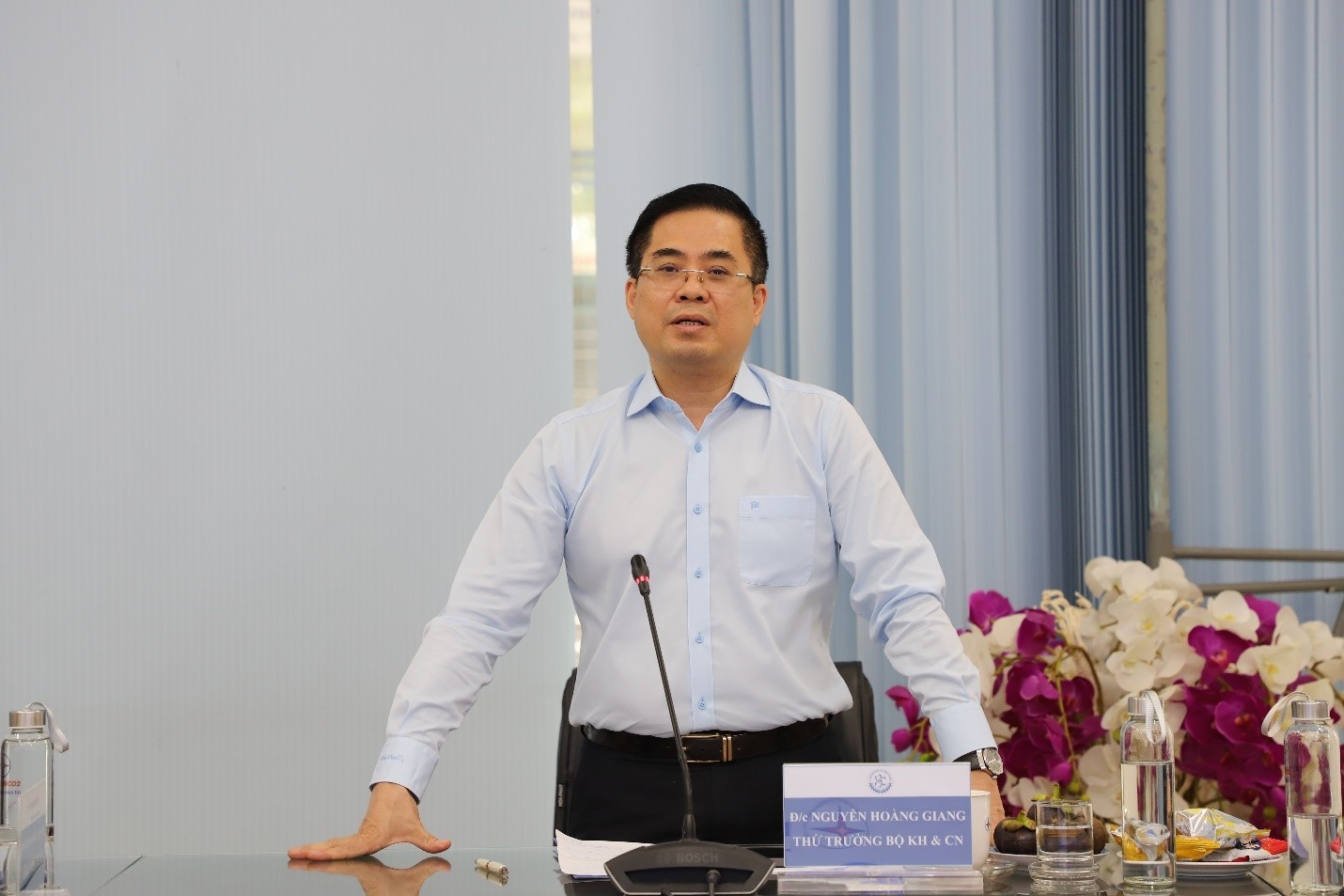 Thứ trưởng Bộ KH&CN Nguyễn Hoàng Giang phát biểu chỉ đạo tại buổi làm việc